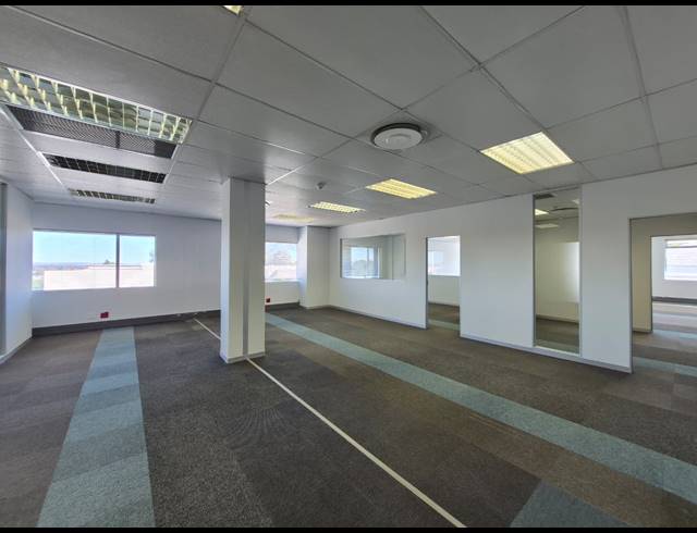 935M² OFFICE TO LET IN ILLOVO